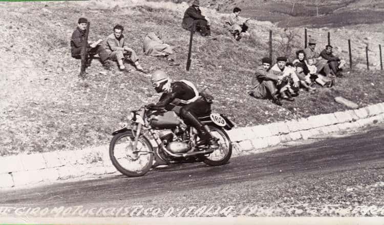 Giro de Italia 1954 Motos Alpino